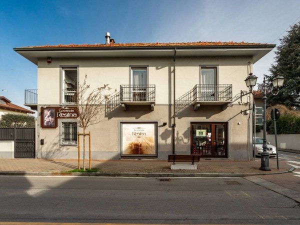 negozio in vendita ad Orbassano