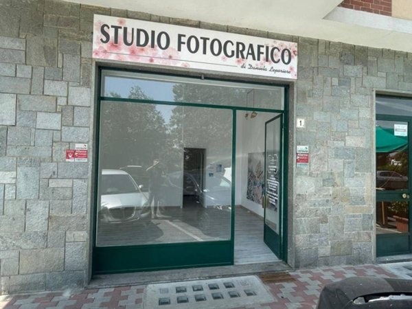 negozio in vendita ad Orbassano