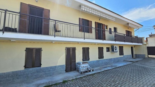 casa indipendente in vendita ad Orbassano
