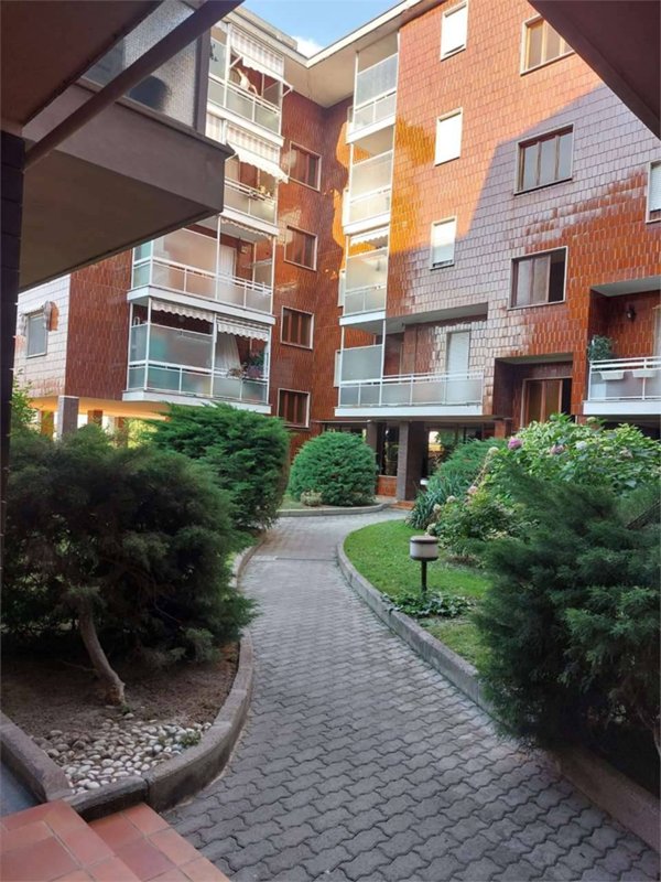 appartamento in vendita ad Orbassano