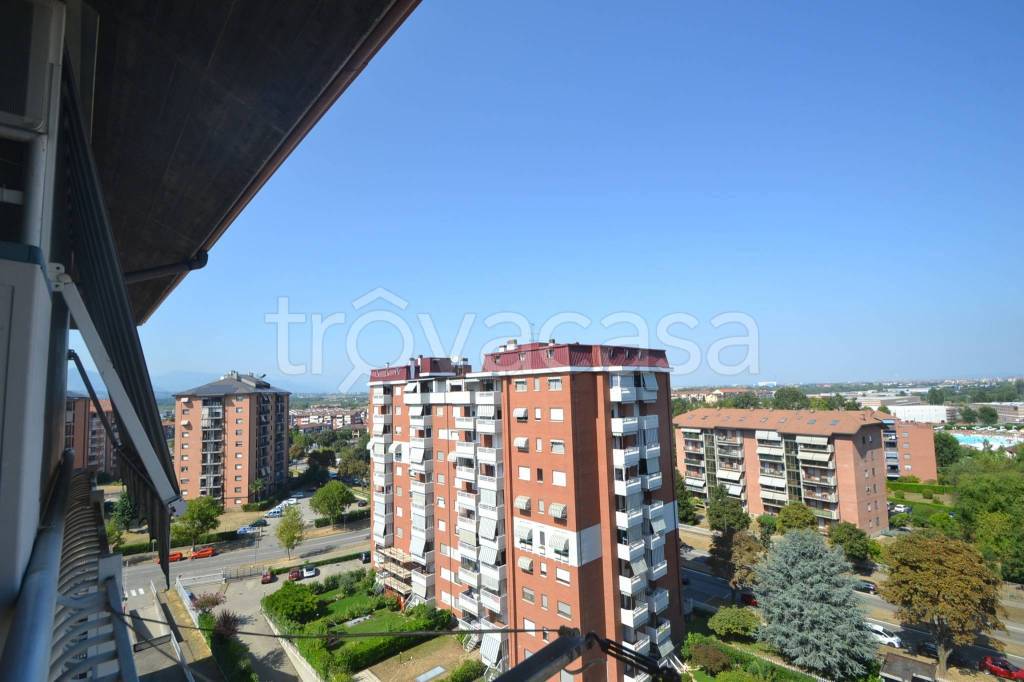 appartamento in vendita ad Orbassano