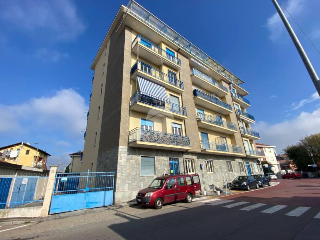 appartamento in vendita ad Orbassano