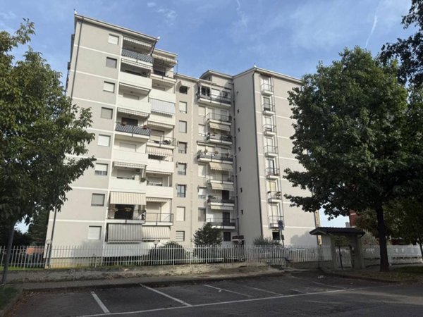 appartamento in vendita ad Orbassano