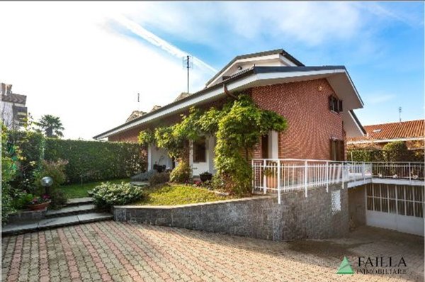 casa indipendente in vendita ad Orbassano