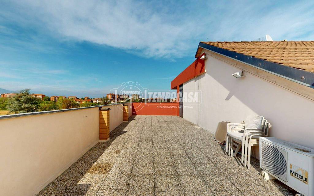 appartamento in vendita ad Orbassano