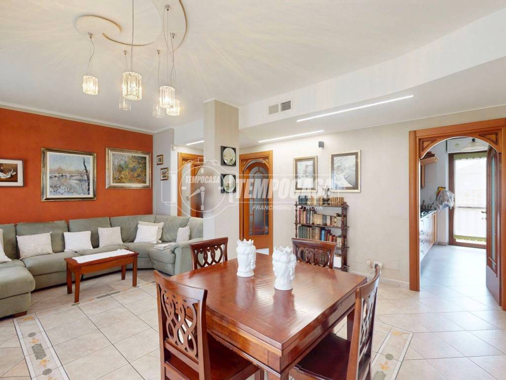 appartamento in vendita ad Orbassano