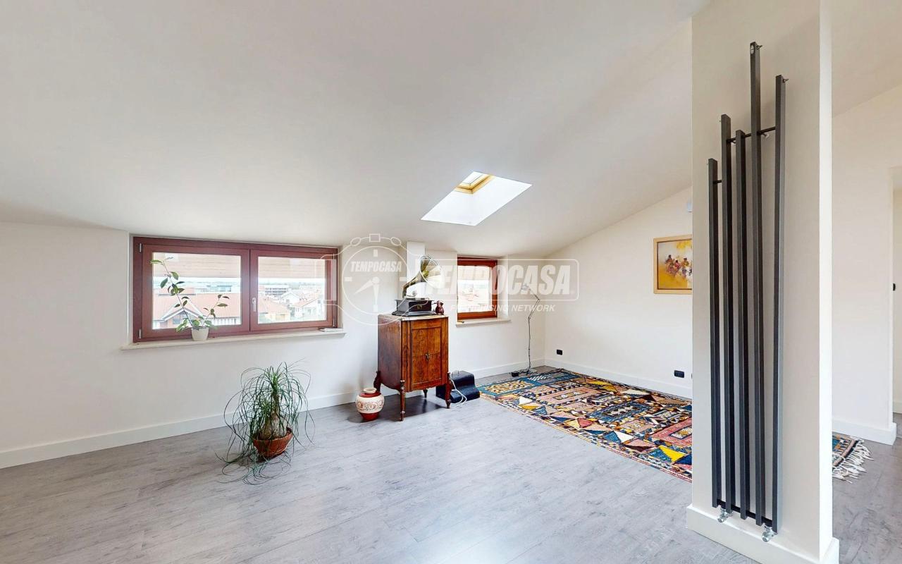 appartamento in vendita ad Orbassano