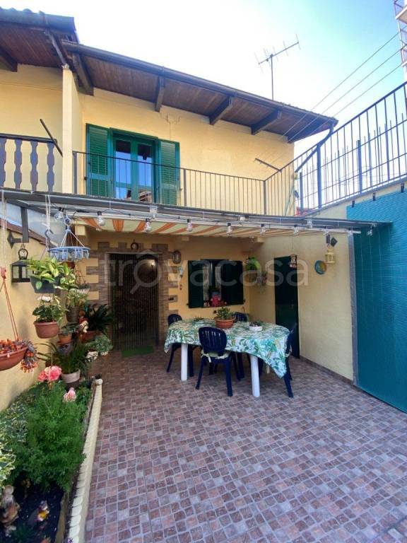 casa indipendente in vendita ad Orbassano