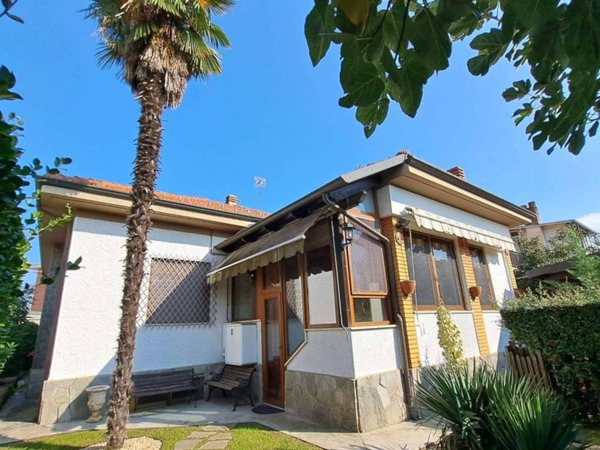 casa indipendente in vendita ad Orbassano