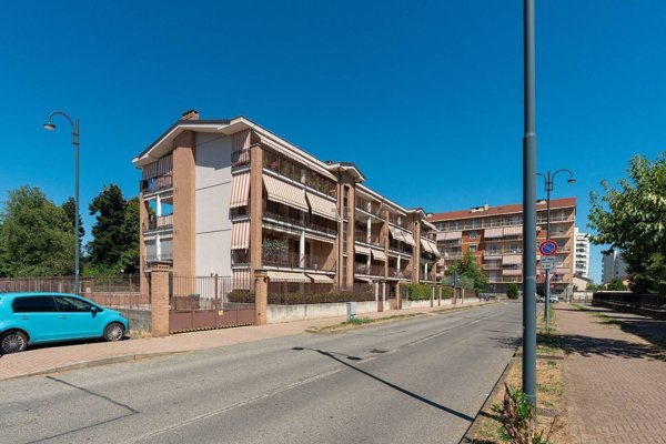 appartamento in vendita ad Orbassano