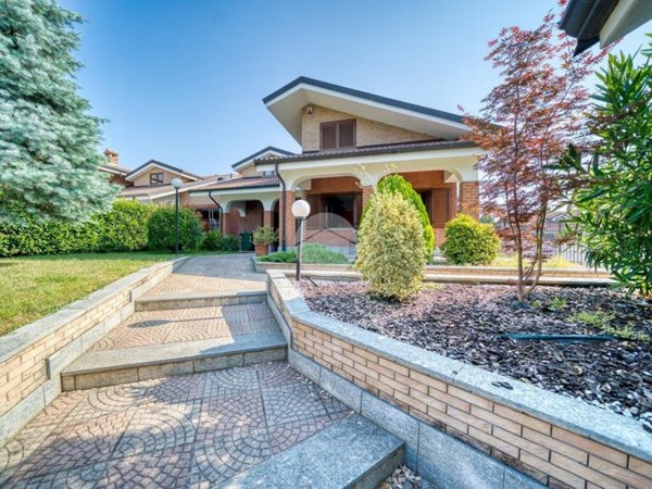 casa indipendente in vendita ad Orbassano