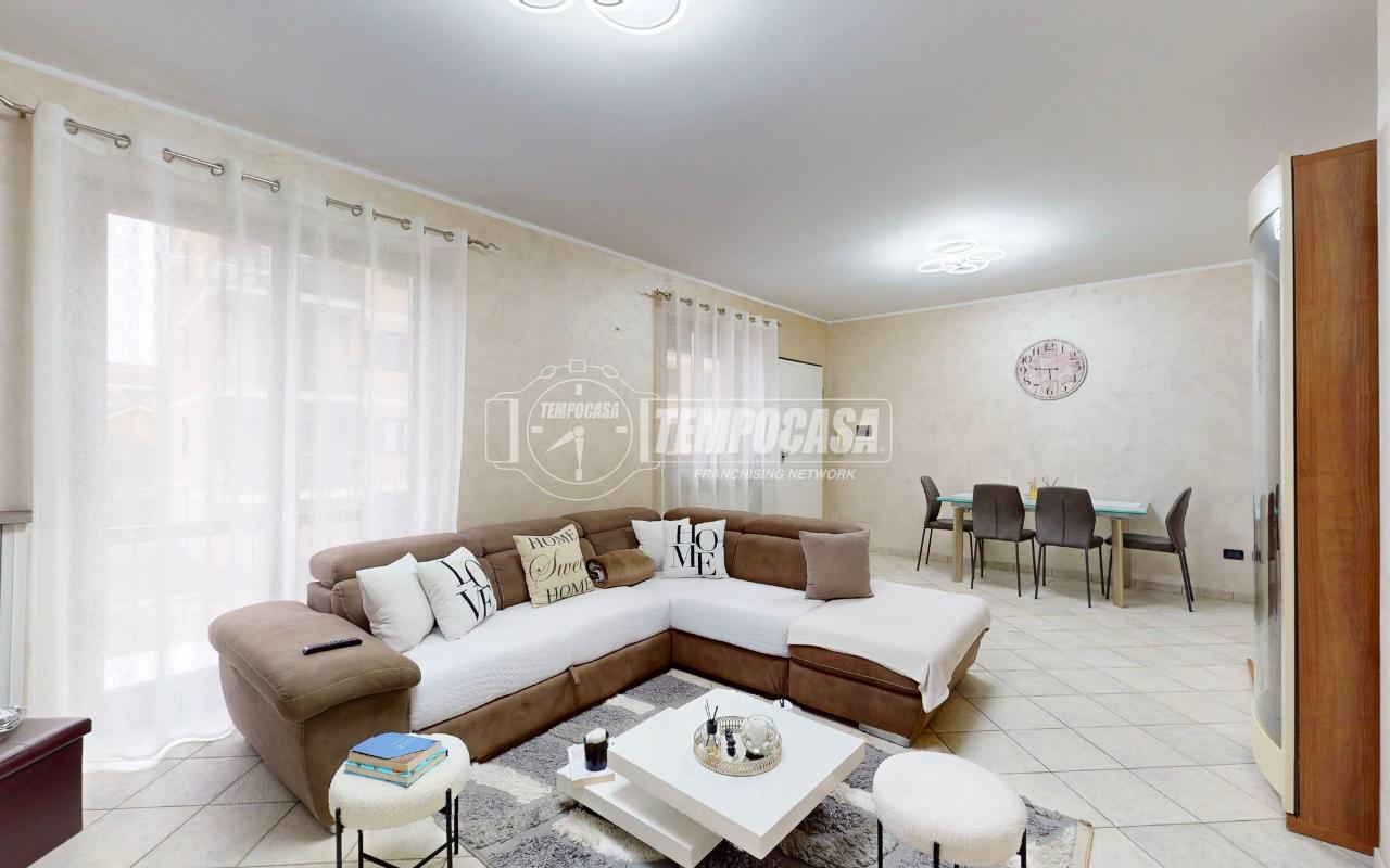 appartamento in vendita ad Orbassano