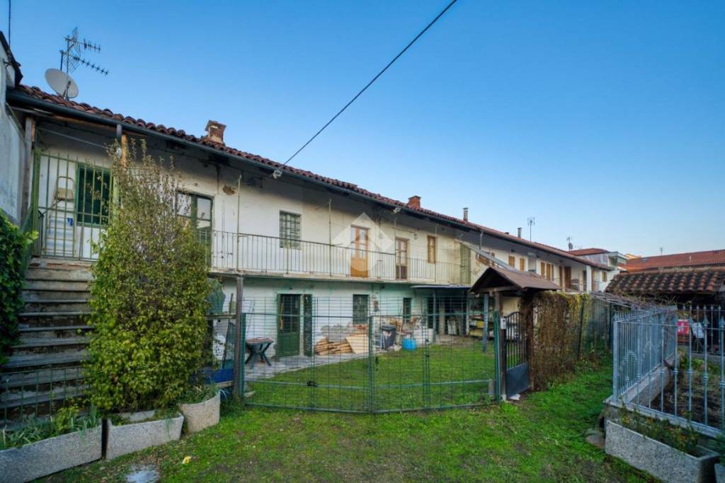 casa indipendente in vendita ad Orbassano