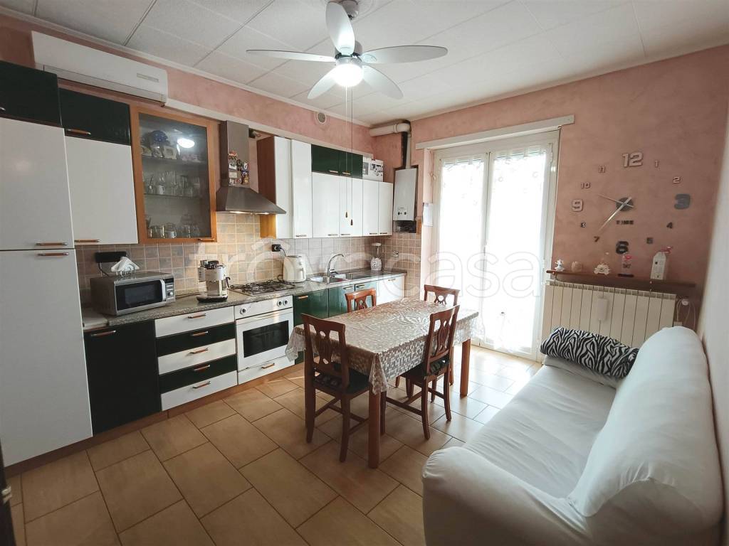 appartamento in vendita ad Orbassano