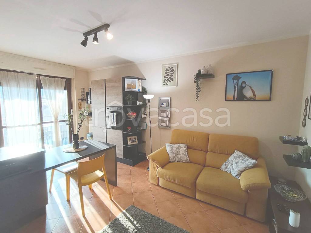 appartamento in vendita ad Orbassano