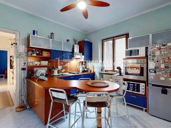 appartamento in vendita ad Orbassano