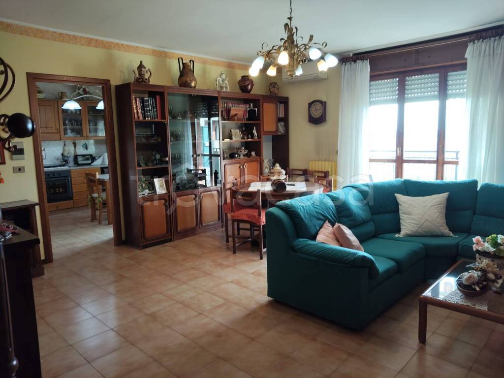 appartamento in vendita ad Orbassano