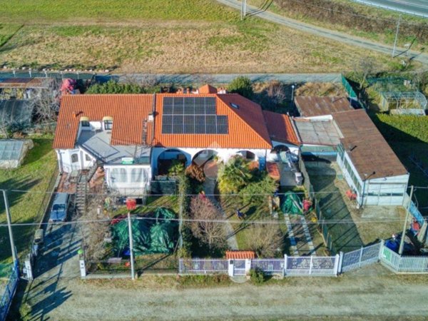 casa indipendente in vendita ad Orbassano