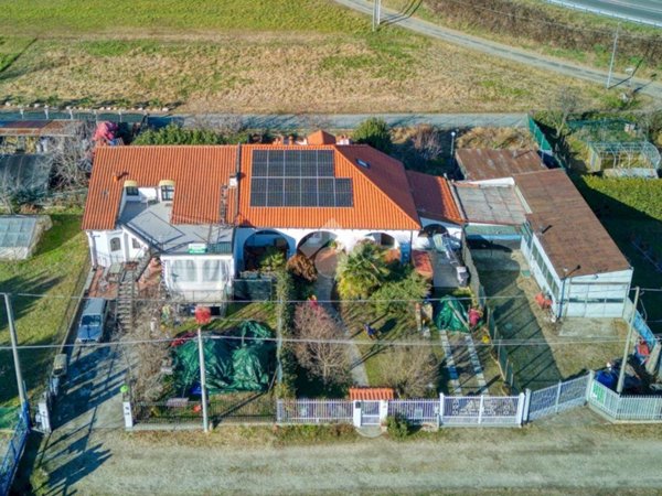 casa indipendente in vendita ad Orbassano