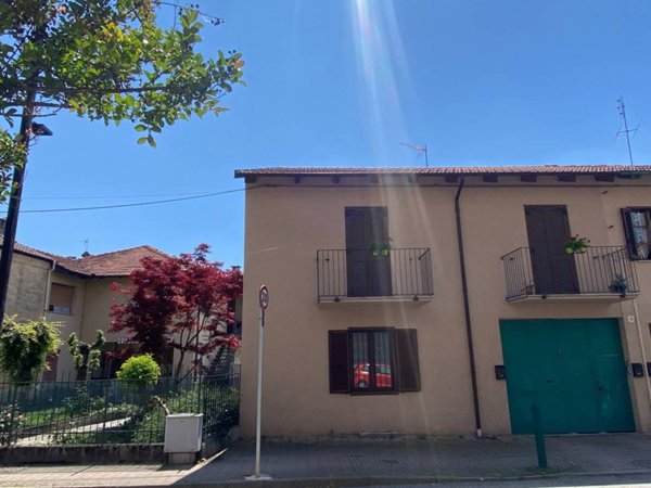 casa indipendente in vendita ad Orbassano