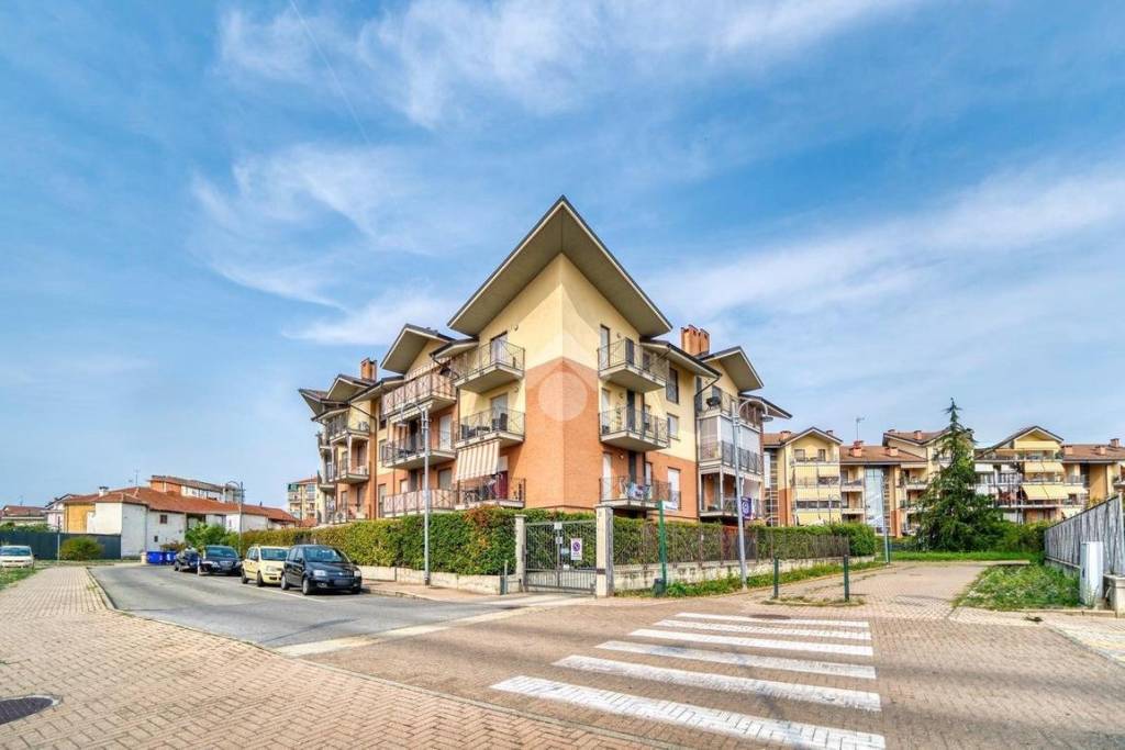 appartamento in vendita ad Orbassano