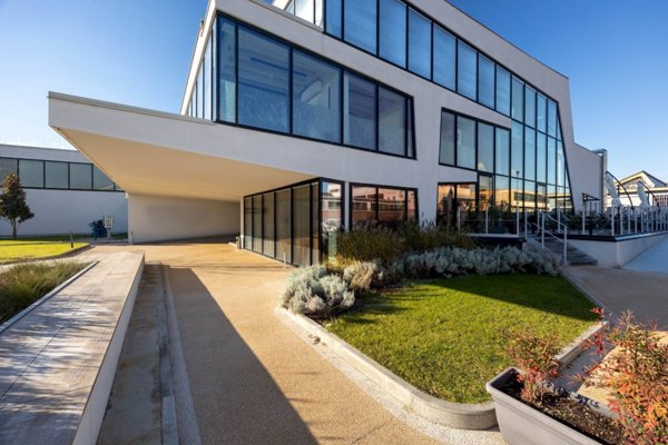 capannone in vendita ad Orbassano