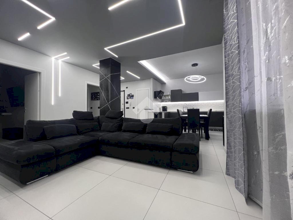 appartamento in vendita ad Orbassano