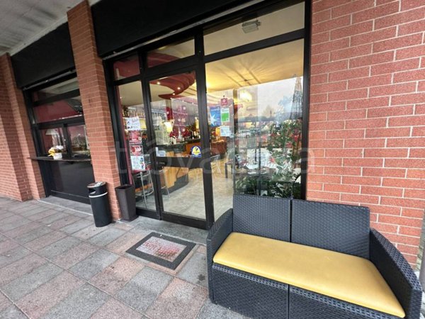 negozio in vendita ad Orbassano