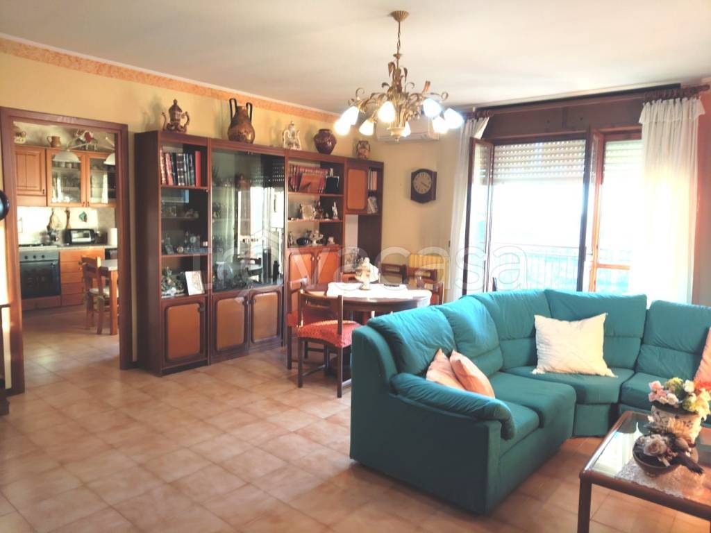 appartamento in vendita ad Orbassano