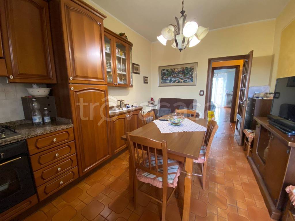 appartamento in vendita ad Orbassano