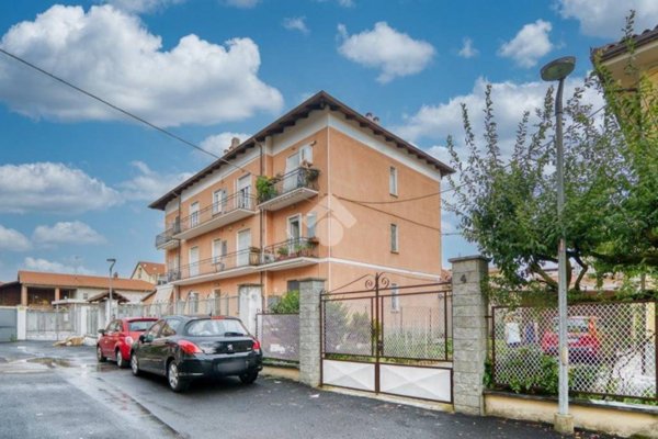 appartamento in vendita ad Orbassano in zona Tetti Valfrè