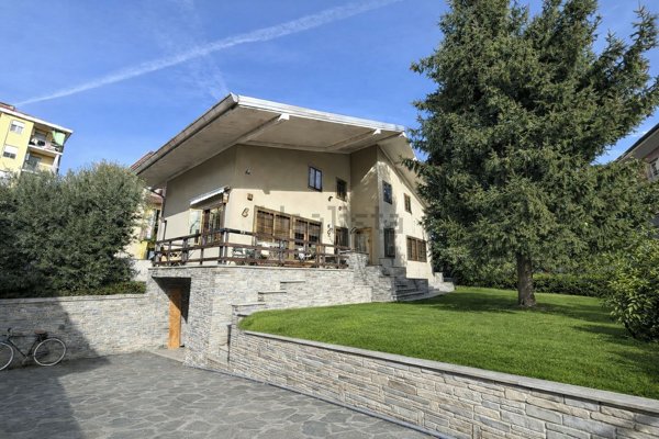 casa indipendente in vendita ad Orbassano