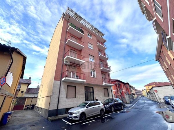 appartamento in vendita ad Orbassano