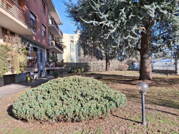 appartamento in vendita ad Orbassano
