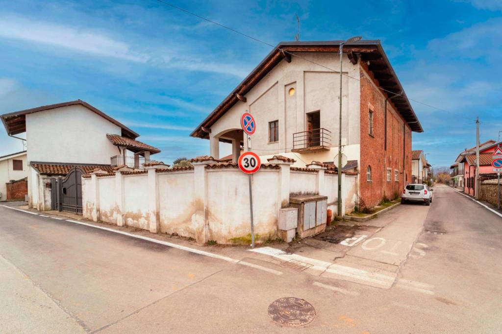 casa indipendente in vendita ad Orbassano