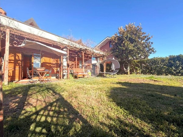 casa indipendente in vendita ad Orbassano