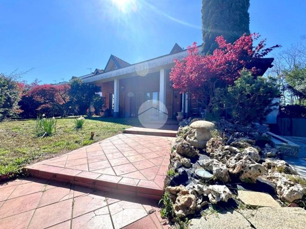 casa indipendente in vendita ad Orbassano