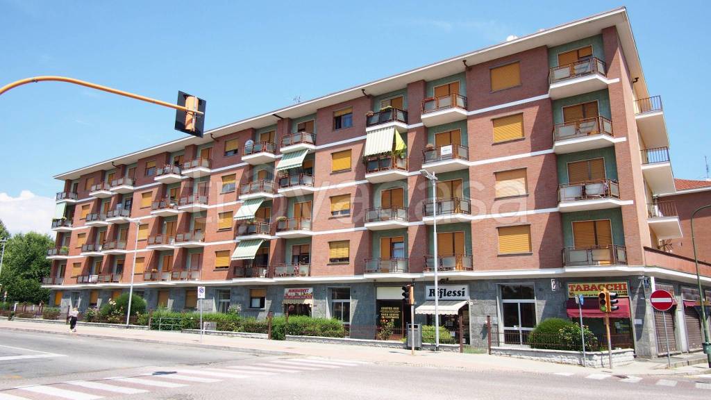 appartamento in vendita ad Orbassano