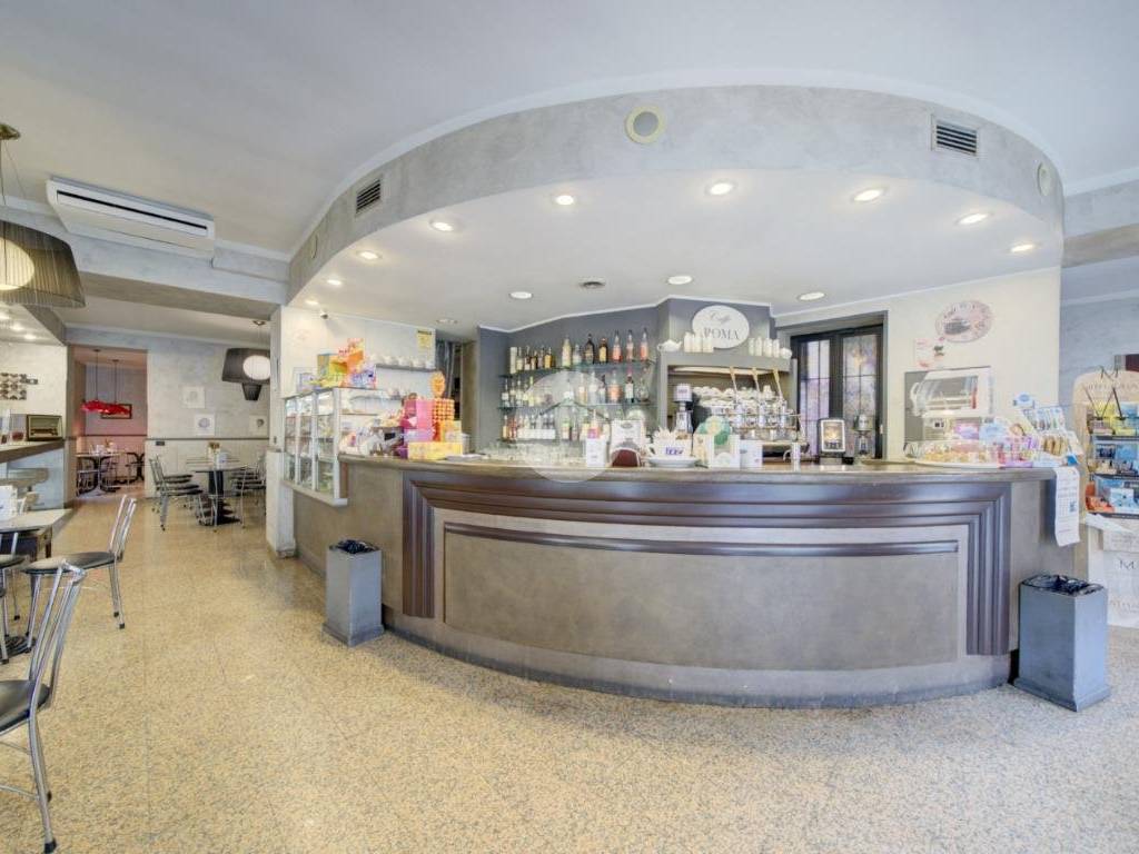 negozio in vendita ad Orbassano