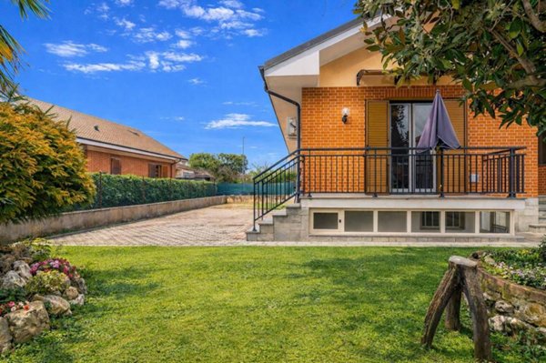 casa indipendente in vendita ad Orbassano