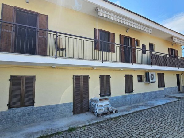casa indipendente in vendita ad Orbassano