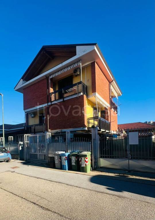 casa indipendente in vendita ad Orbassano