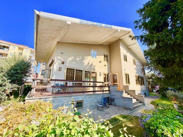 casa indipendente in vendita ad Orbassano
