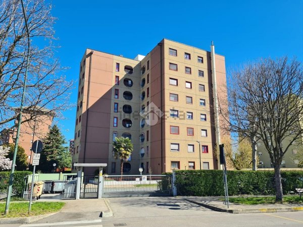 appartamento in vendita ad Orbassano