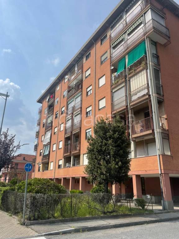 appartamento in vendita ad Orbassano