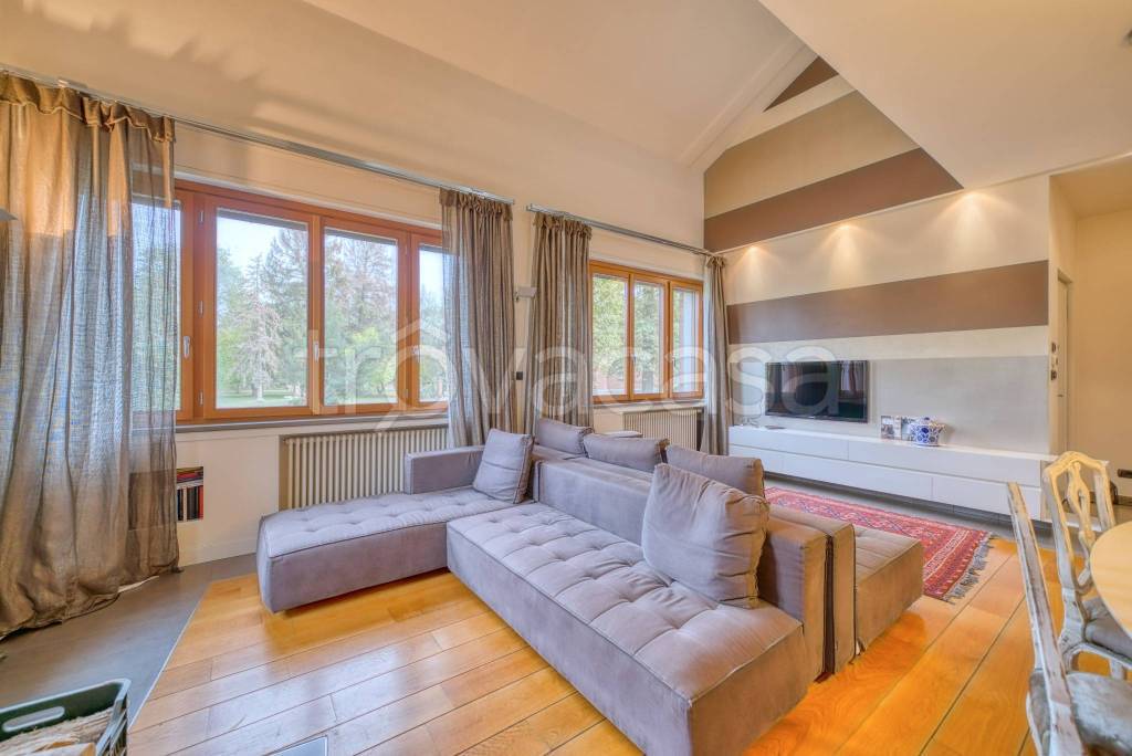 casa indipendente in vendita ad Orbassano