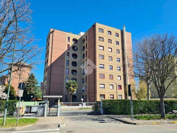 appartamento in vendita ad Orbassano