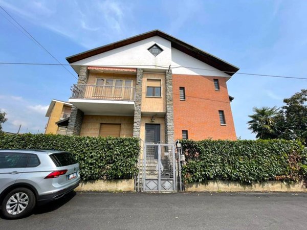 casa indipendente in vendita ad Orbassano