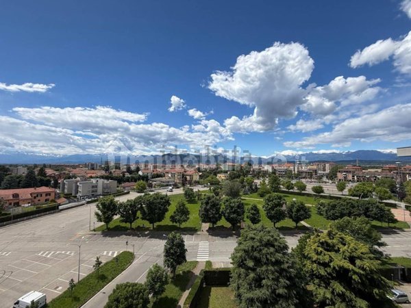 appartamento in vendita ad Orbassano