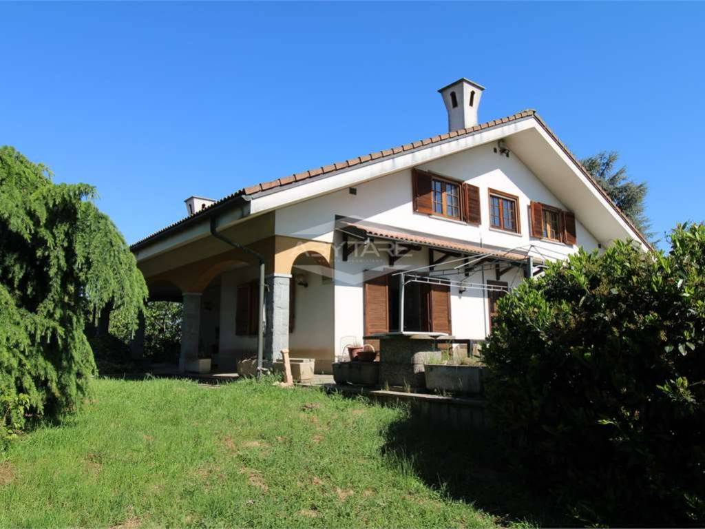 casa indipendente in vendita ad Orbassano in zona Tetti Valfrè